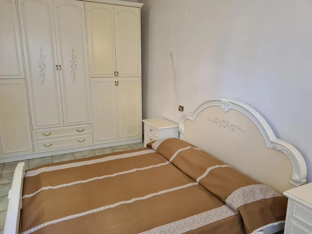 Apartment Appartamento Con Giardino Pomarance Italy